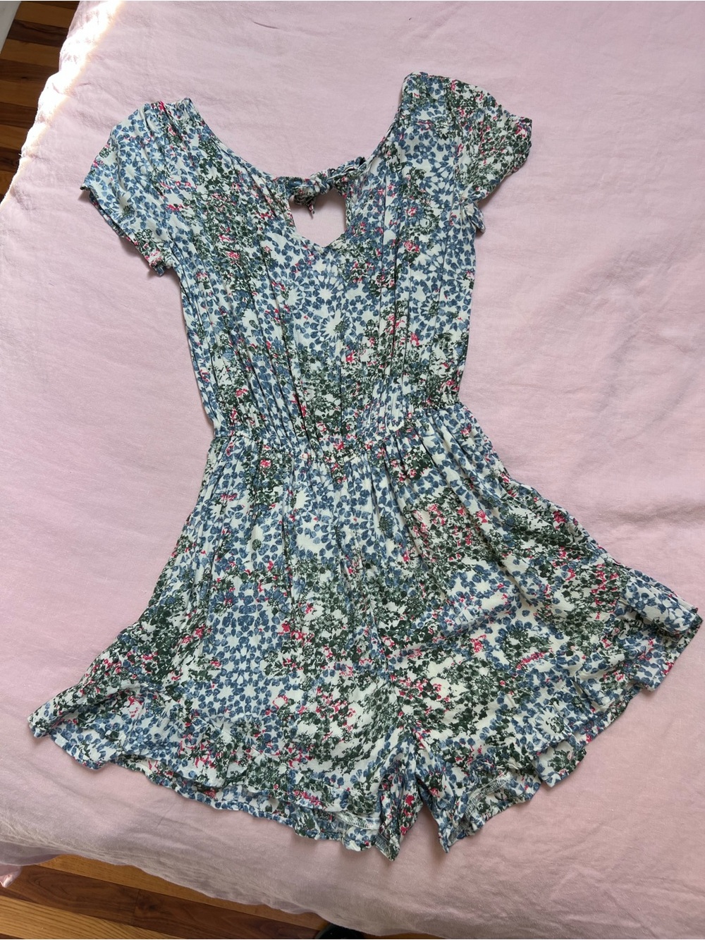 Abercrombie & Fitch Floral Open Back Romper. Size S